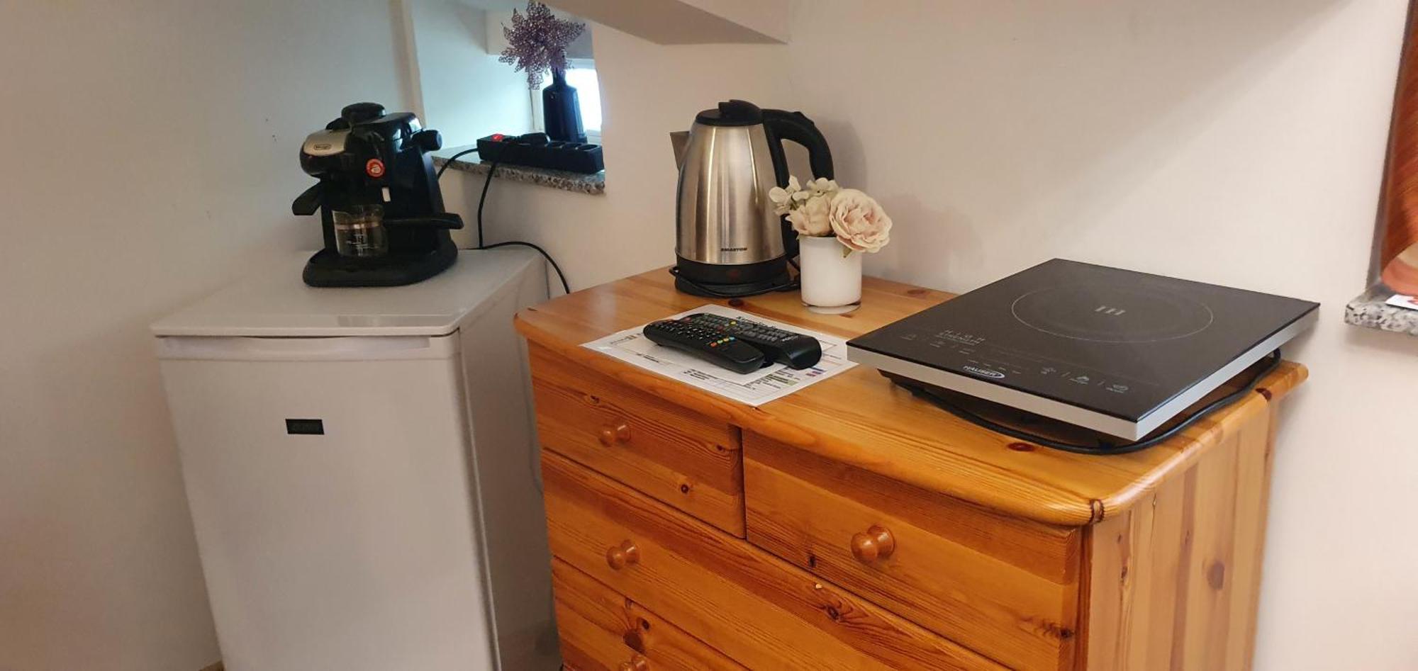Karmelita Boutique Apartman Sopron Bilik gambar