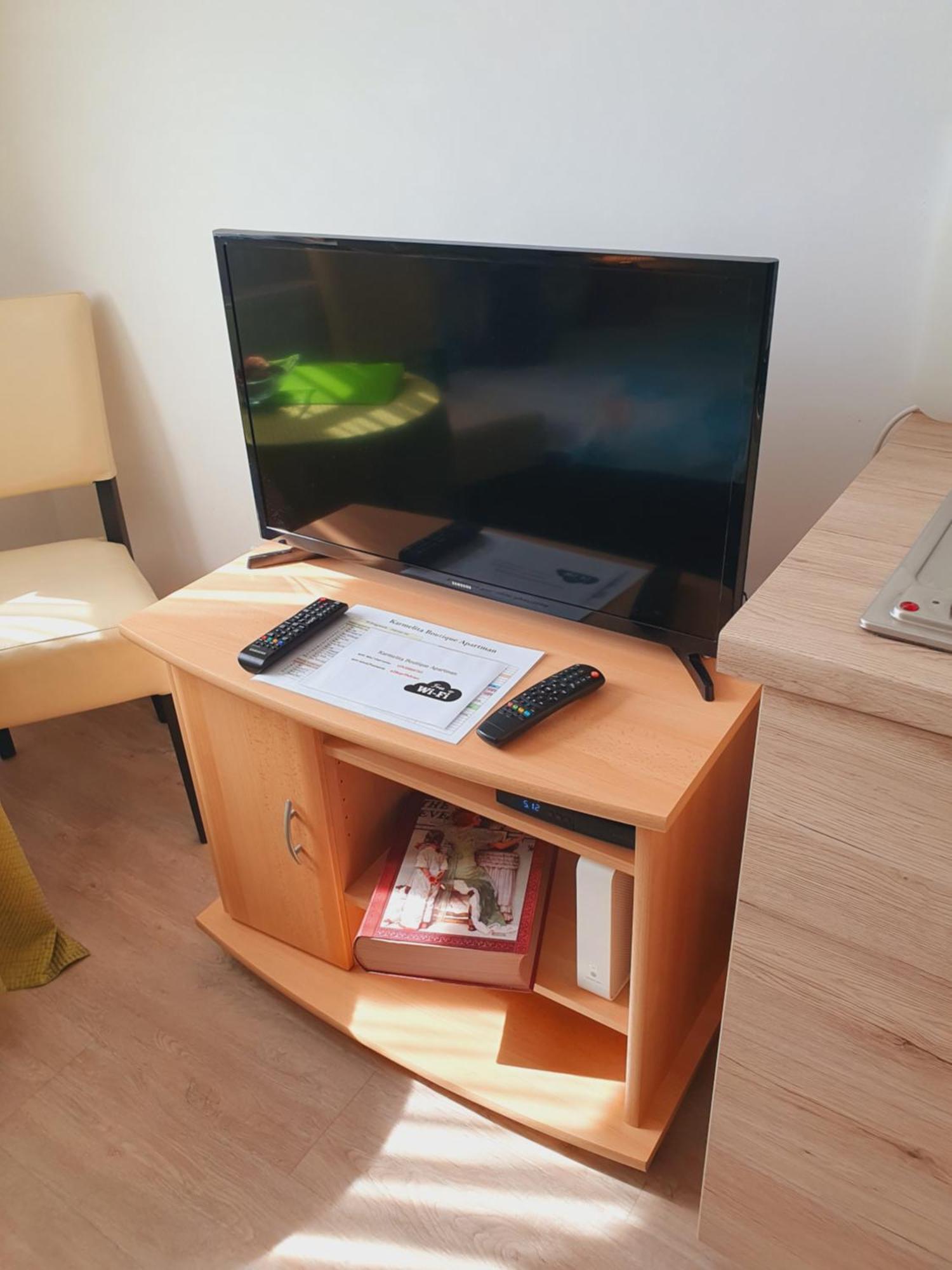 Karmelita Boutique Apartman Sopron Bilik gambar