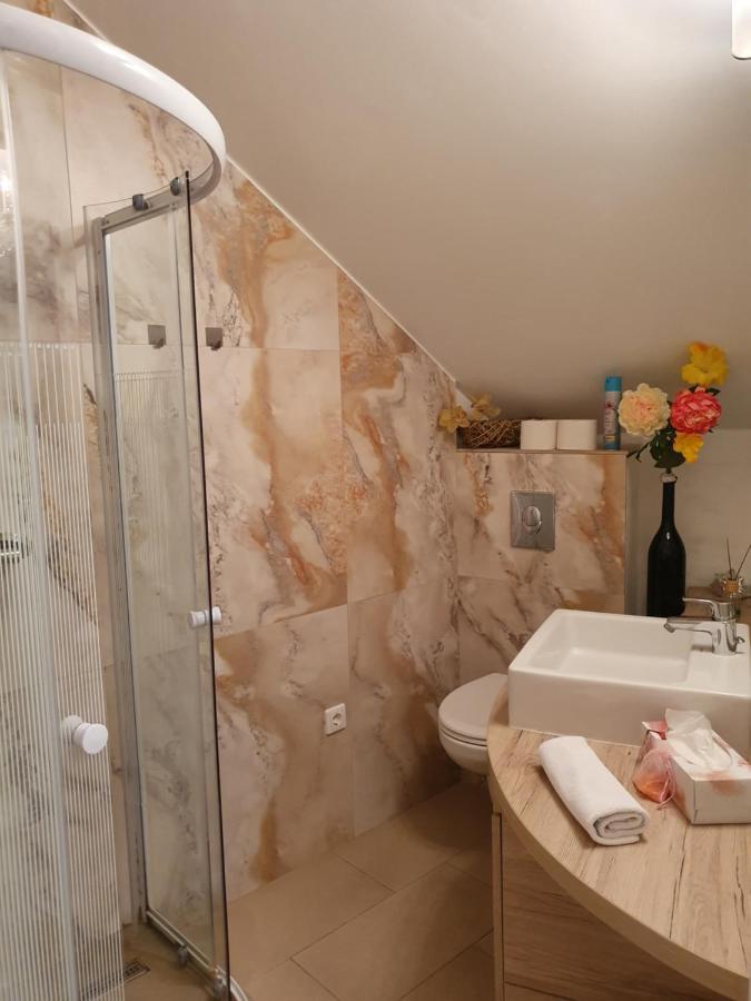 Karmelita Boutique Apartman Sopron Luaran gambar