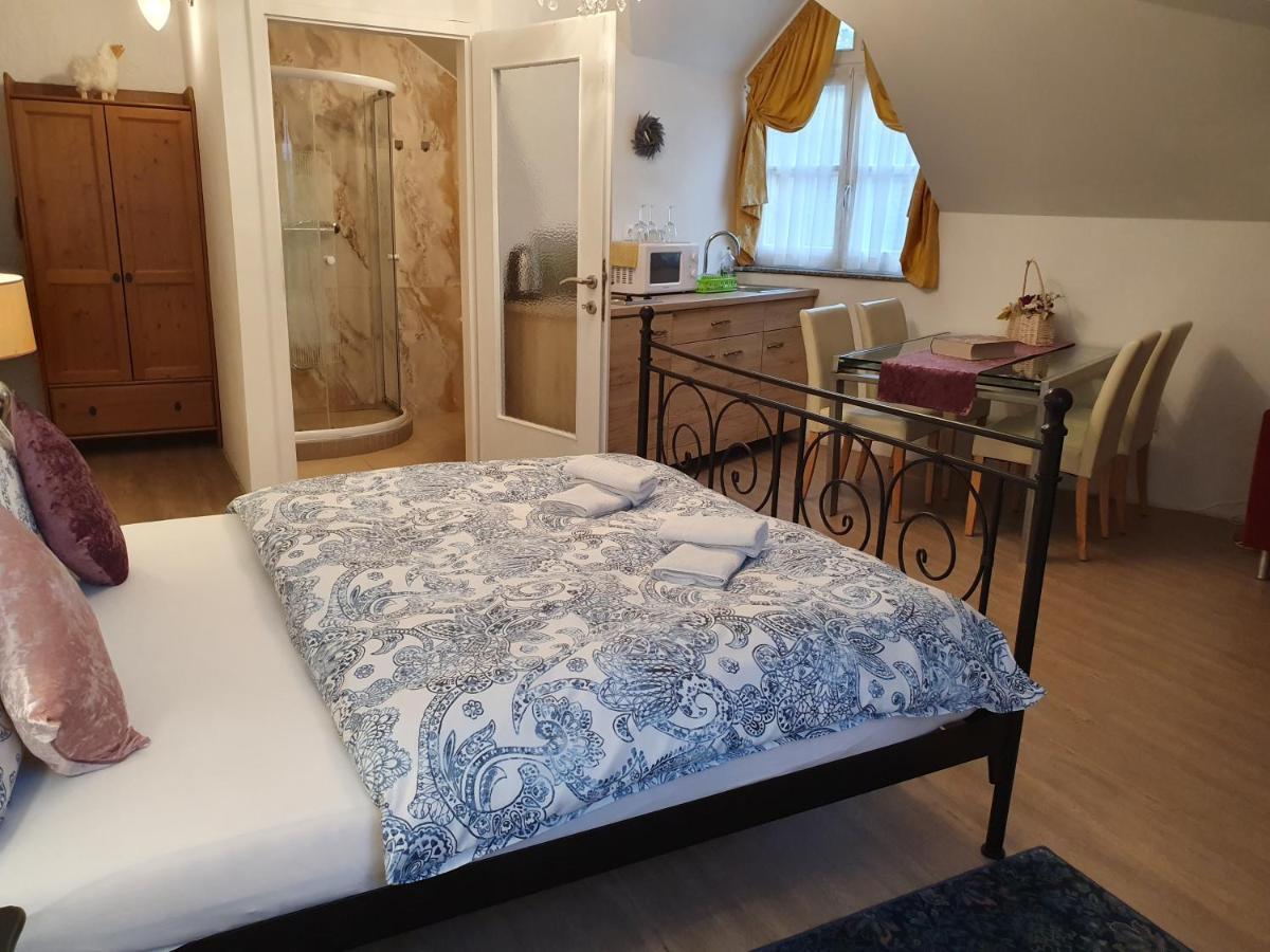 Karmelita Boutique Apartman Sopron Luaran gambar